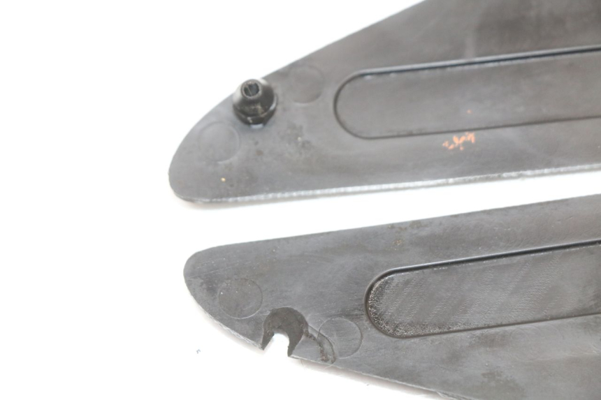 photo de FOOTBOARD MAT YAMAHA X-MAX XMAX 125 (2010 - 2013) - Alternative perspective