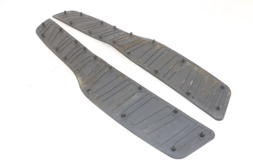 photo de FLOOR PANEL RUBBER PIAGGIO X8 125 (2004 - 2007) - Component detail