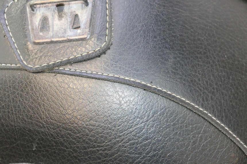 photo de FUEL TANK COVER KAWASAKI ZZR 600 (1995 - 2004) - Surface and material condition