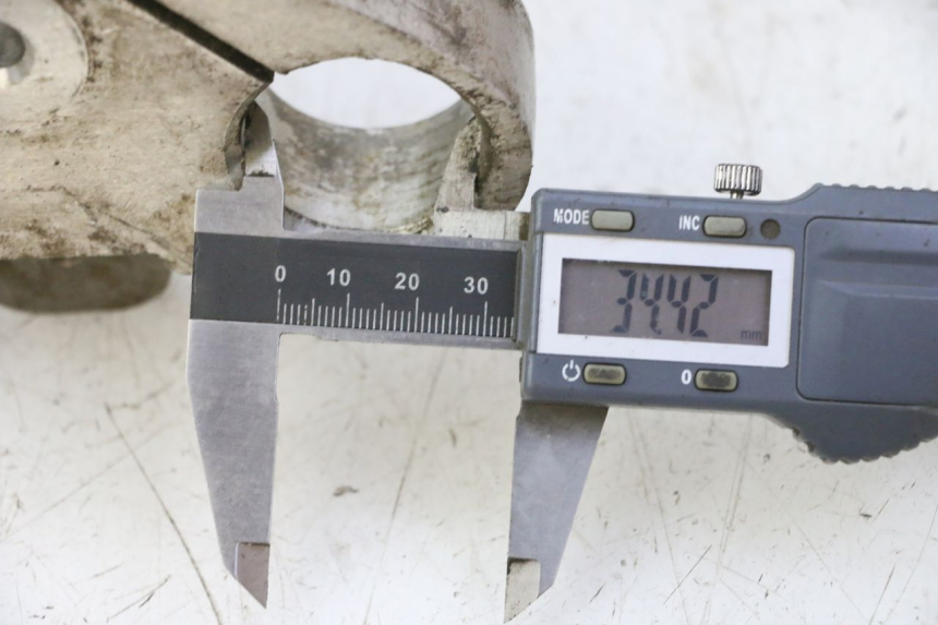 photo de YOKES FORK HYOSUNG GV AQUILA 125 (2000 - 2009) - Alternative perspective