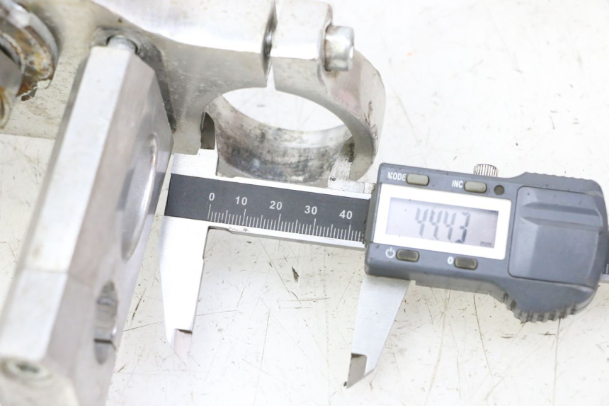 photo de YOKES FORK CCR DIRT BIKE 125 - Alternative perspective