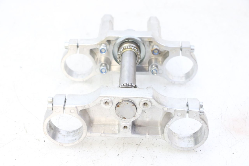 photo de FORK HEAD LONCIN DIRT BIKE 125 - Fixing points details