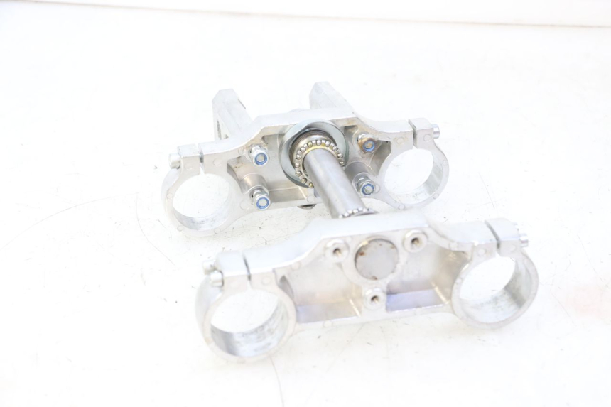 photo de FORK HEAD LONCIN DIRT BIKE 125 - Surface and material condition