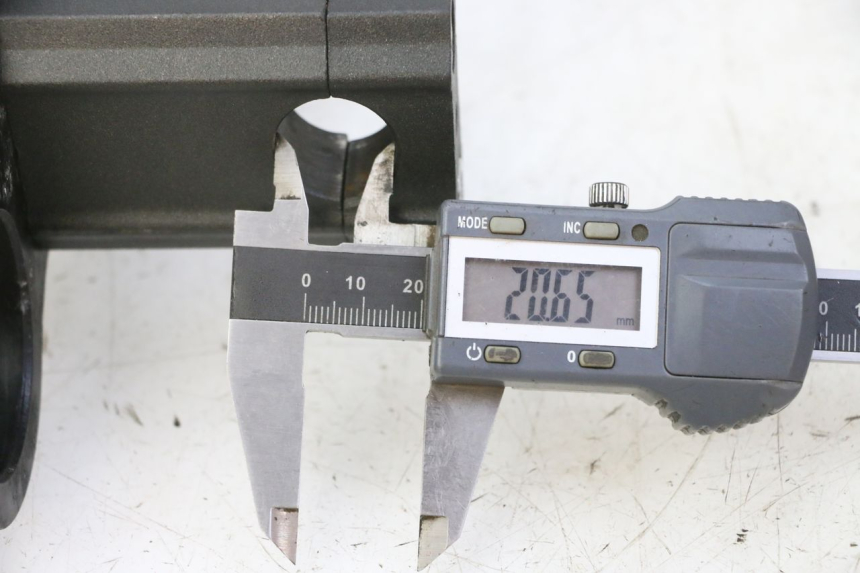 photo de YOKES FORK PROBIKE DIRT 140 - Zoom on usage condition