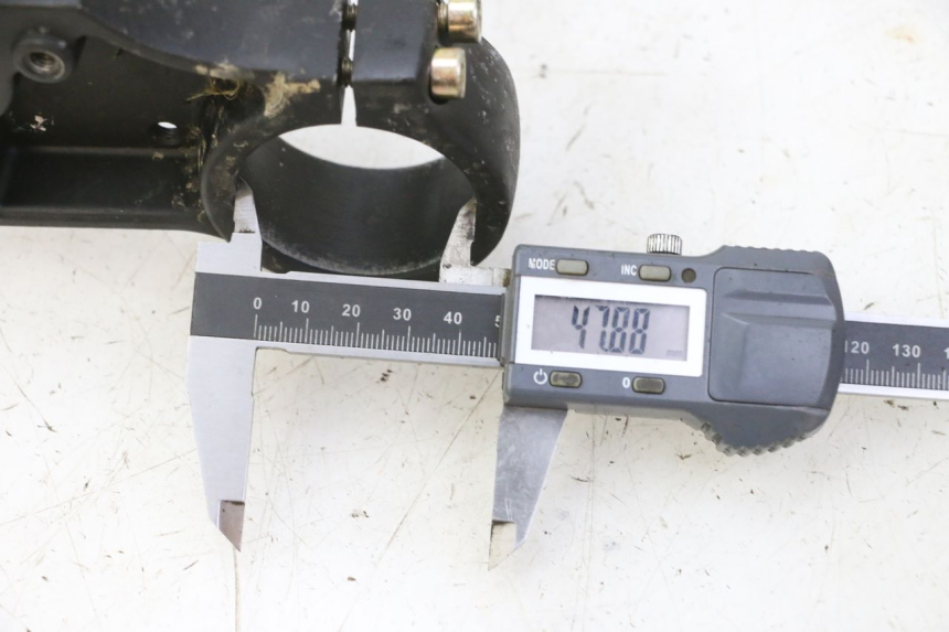 photo de YOKES FORK PROBIKE DIRT 140 - Alternative perspective