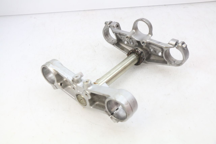 photo de FORK HEAD YAMAHA FJR ABS 1300 (2006 - 2012) - Alternative perspective