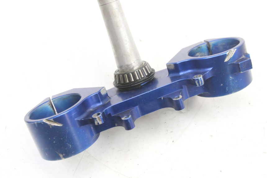 photo de BOTTOM FORK YOKE YAMAHA YZ 125 (2006 - 2016) - Alternative perspective