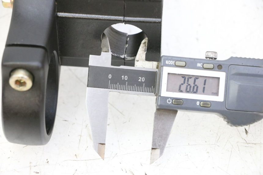 photo de FORK HEAD APOLLO RFZ 125 - Component detail