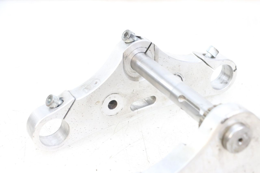 photo de YOKES FORK HARLEY DAVIDSON SPORTSTER XL CUSTOM 1200 (2003 - 2004) - Component zoom