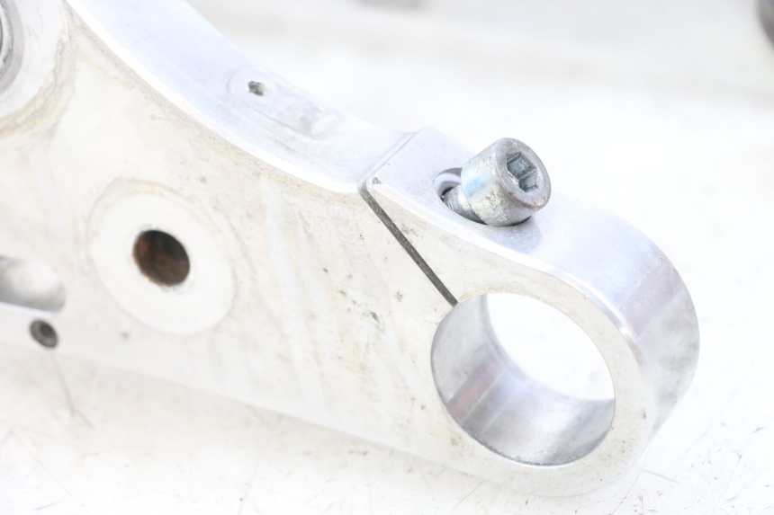 photo de YOKES FORK HARLEY DAVIDSON SPORTSTER XL CUSTOM 1200 (2003 - 2004) - Focus on structure