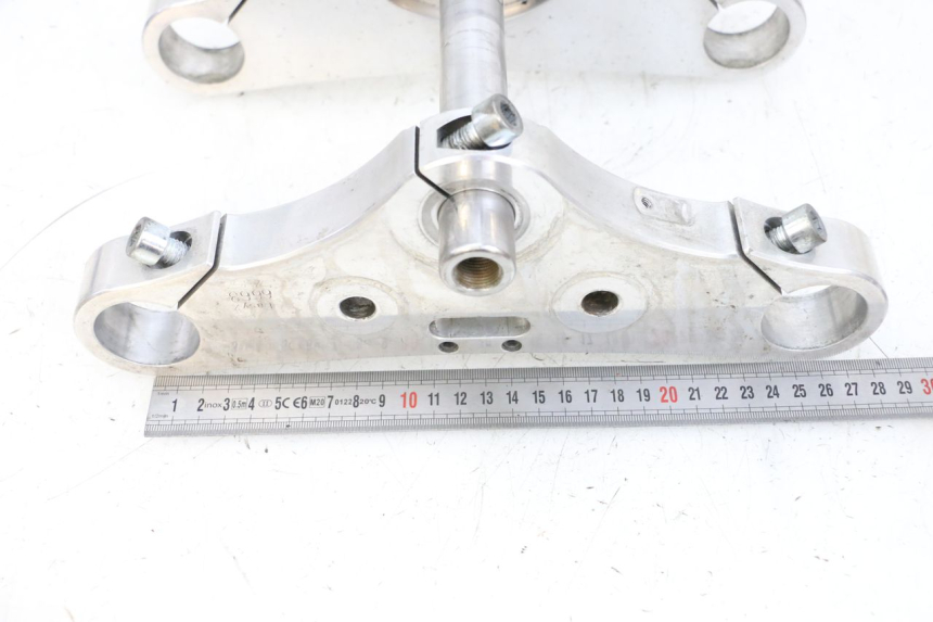 photo de YOKES FORK HARLEY DAVIDSON SPORTSTER XL CUSTOM 1200 (2003 - 2004) - Alternative perspective