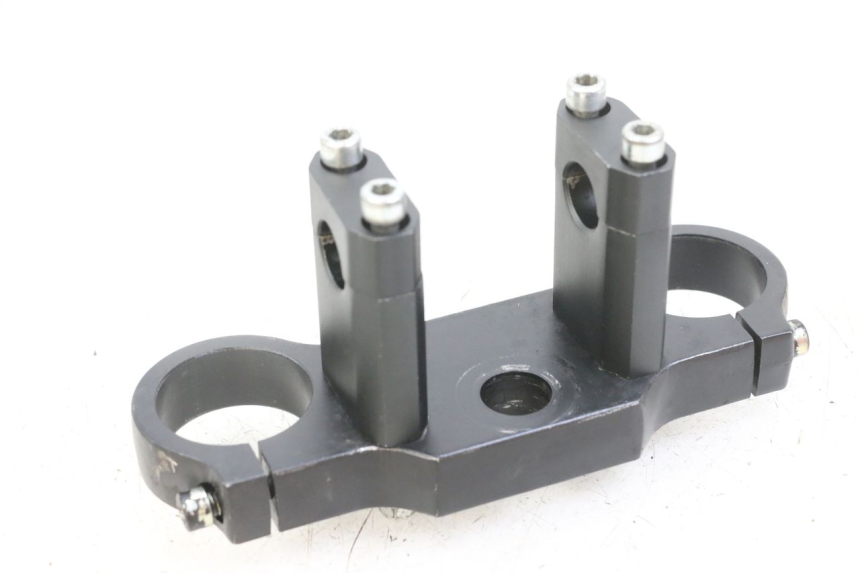 photo de UPPER FORK YOKE APOLLO RFZ 125 - Product overview