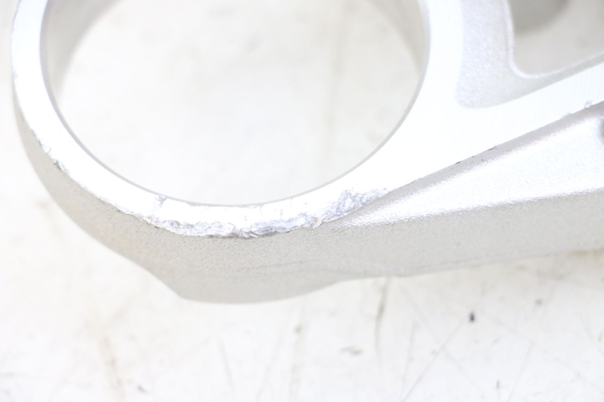photo de UPPER FORK YOKE BMW S RR ABS S1000RR 1000 (2015 - 2018) - Surface and material condition