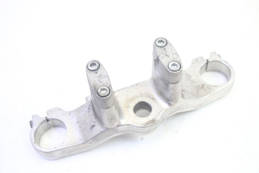 photo de UPPER FORK YOKE SUZUKI BURGMAN EXECUTIVE ABS 650 (2006 - 2012) - Component detail