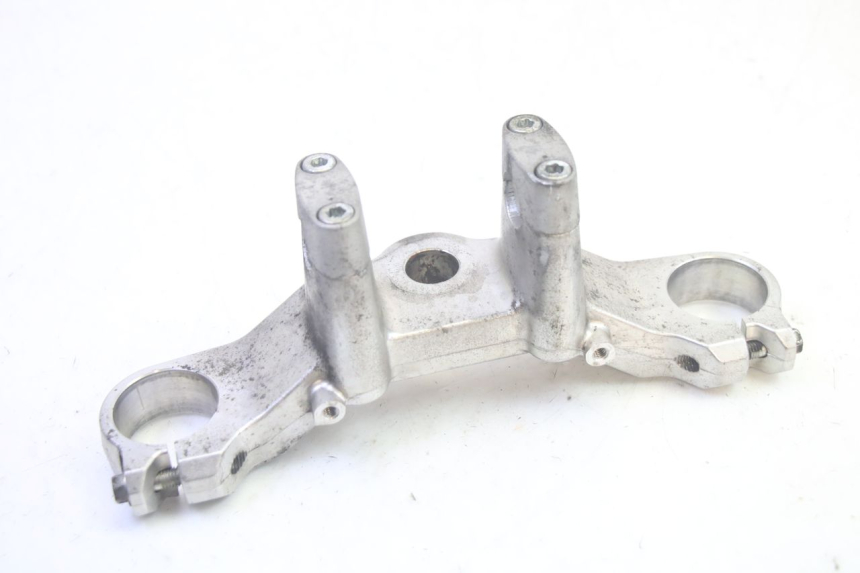 photo de UPPER FORK YOKE SUZUKI BURGMAN EXECUTIVE ABS 650 (2006 - 2012) - Zoom on usage condition