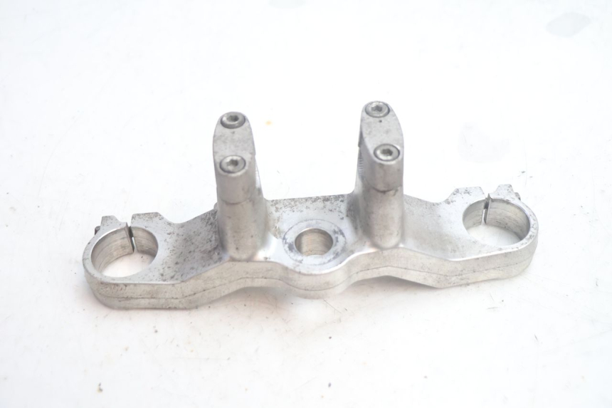 photo de UPPER FORK YOKE SUZUKI BURGMAN EXECUTIVE ABS 650 (2006 - 2012) - Component detail
