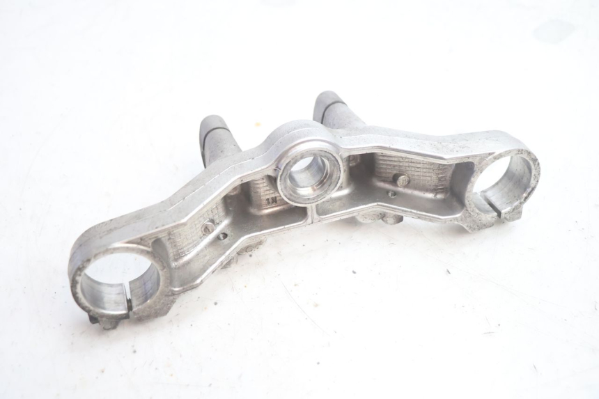photo de UPPER FORK YOKE SUZUKI BURGMAN EXECUTIVE ABS 650 (2006 - 2012) - Checked used part
