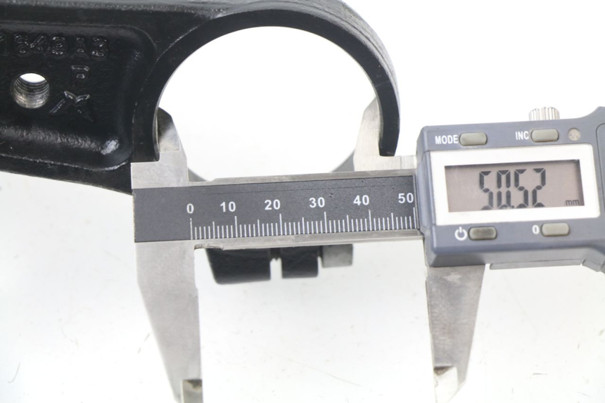 photo de UPPER FORK YOKE BMW C SPORT 650 (2015 - 2021) - Component detail