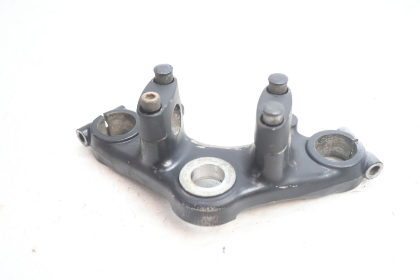 photo de UPPER FORK YOKE HONDA CB TWO FIFTY 250 (1991 - 2002) - Zoom on usage condition