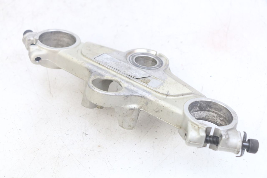 photo de UPPER TRIPLE CLAMP HONDA CBR F SC25 1000 (1989 - 1992) - Technical close-up