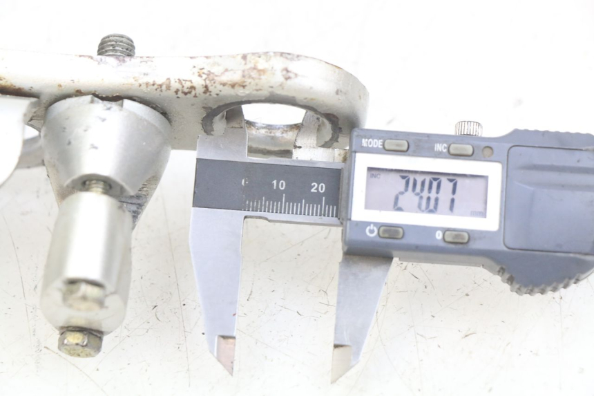 photo de UPPER FORK YOKE JIANSHE COYOTE 80 - Zoom on usage condition