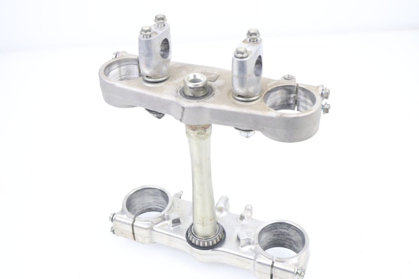 photo de UPPER FORK YOKE HONDA CRF CR-F 450 (2009 - 2012) - Fixing points details