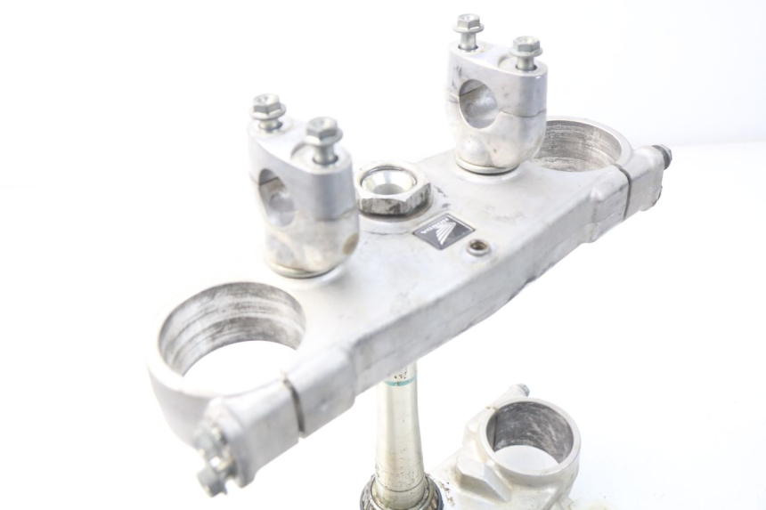 photo de UPPER FORK YOKE HONDA CRF CR-F 450 (2005 - 2008) - Technical close-up