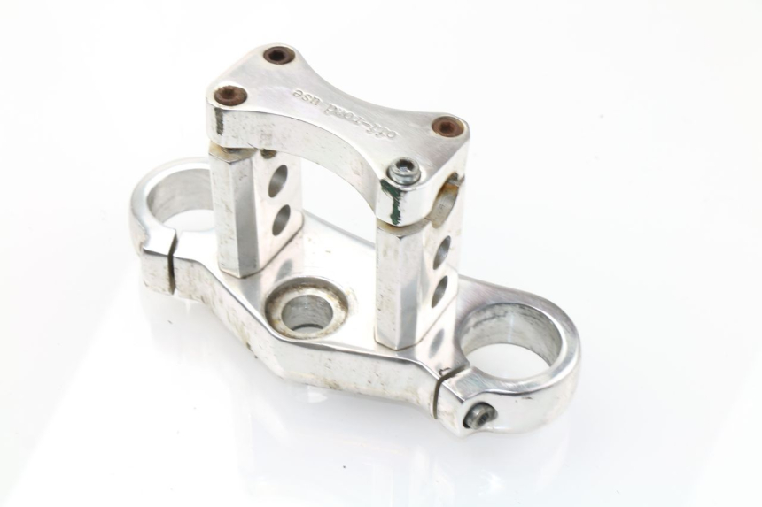 photo de UPPER FORK YOKE CRZ PIT BIKE 125 (2010 - 2018) - Alternative perspective