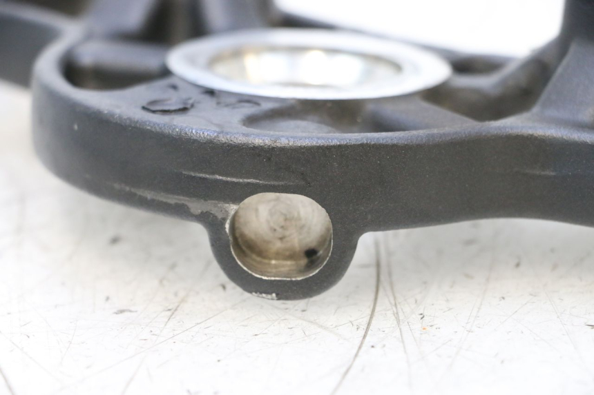 photo de UPPER FORK YOKE KAWASAKI ER-6 ER6 F ABS 650 (2012 - 2016) - Technical close-up