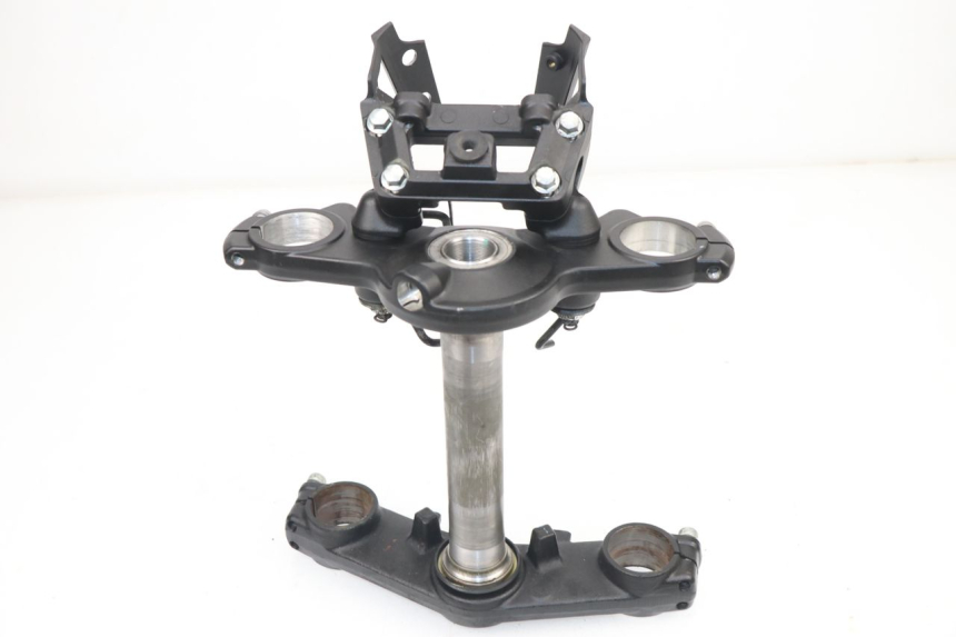 photo de UPPER FORK YOKE KAWASAKI ER-6 ER6 N 650 (2012 - 2016) - Technical close-up