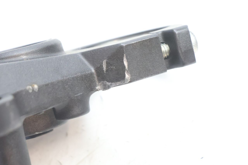photo de UPPER FORK YOKE YAMAHA FZ8 800 (2010 - 2016) - Markings and original references