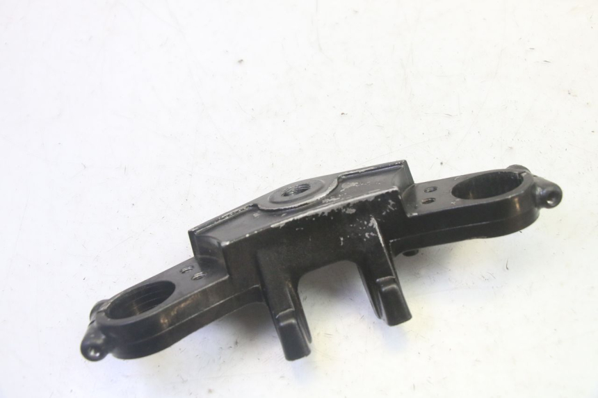 photo de UPPER FORK YOKE KAWASAKI GPX R WARBIRD 600 (1988 - 1993) - Zoom on usage condition