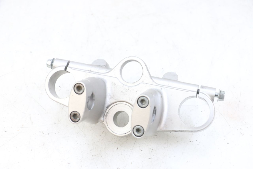 photo de UPPER FORK YOKE SUZUKI GSF N BANDIT 600 (1996 - 1999) - Main view