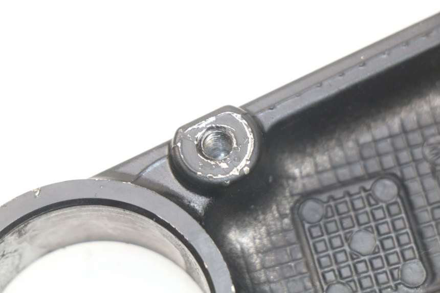 photo de UPPER FORK YOKE SUZUKI GSX-R GSXR 600 (2001 - 2003) - Alternative perspective