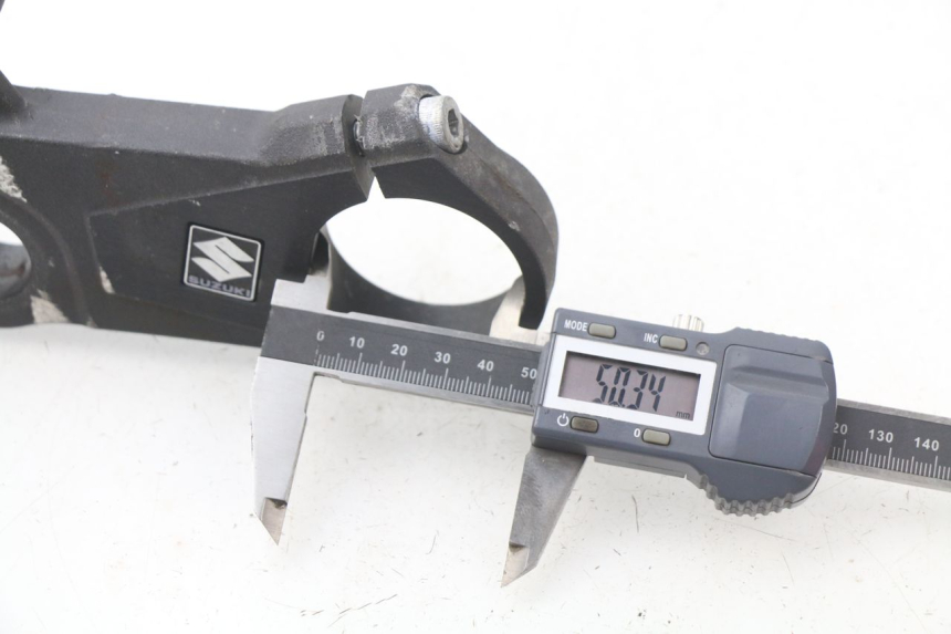 photo de UPPER FORK YOKE SUZUKI GSX-R GSXR K16 1000 (2012 - 2016) - Fixing points details