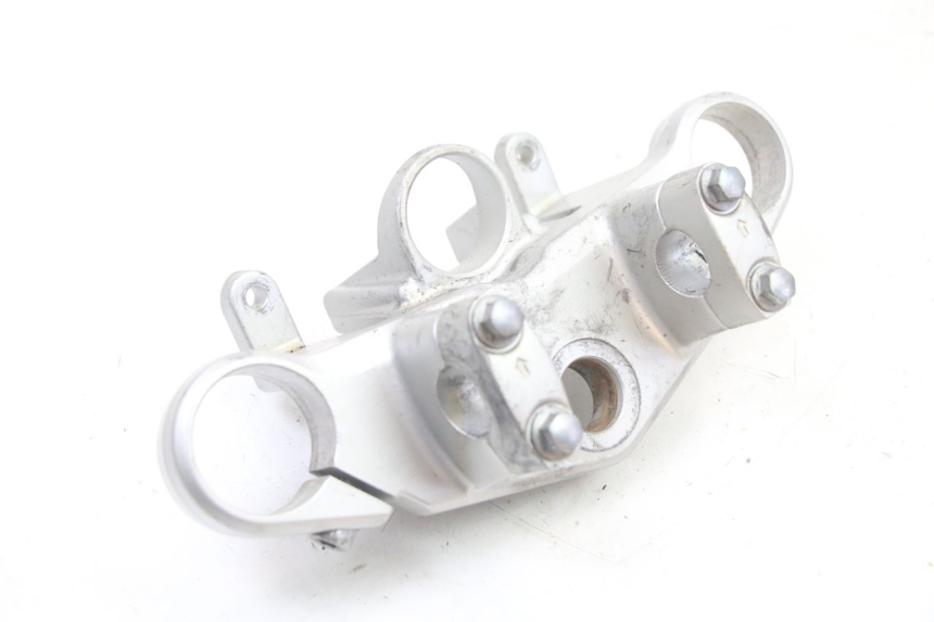 photo de UPPER FORK YOKE KAWASAKI ZR7 ZR-7 S 750 (1999 - 2004) - Zoom on usage condition