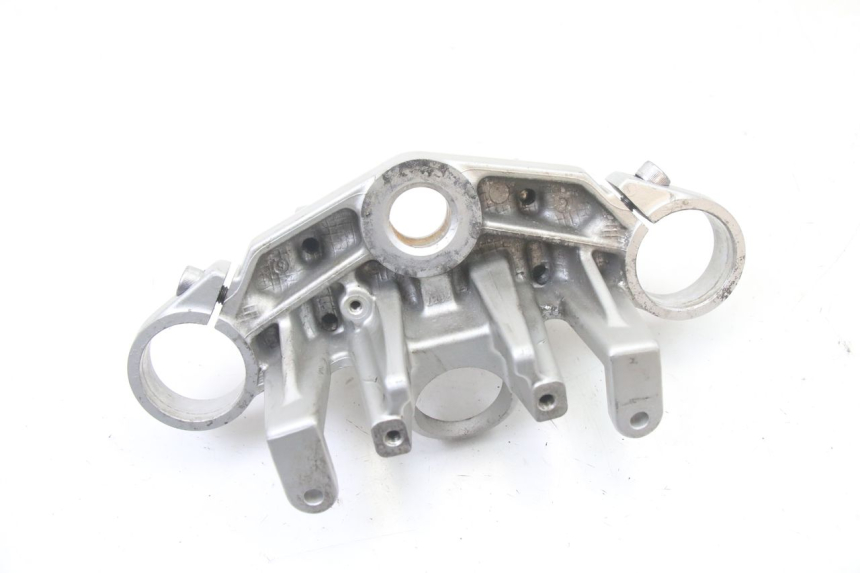 photo de UPPER FORK YOKE KAWASAKI ZR7 ZR-7 S 750 (1999 - 2004) - Fixing points details