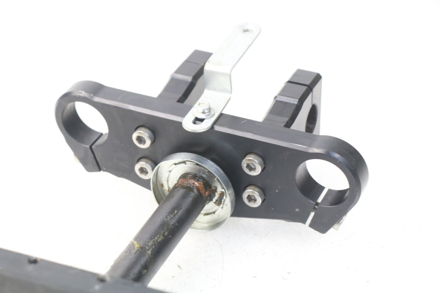 photo de UPPER FORK YOKE YCF LITE F 125 - Product overview