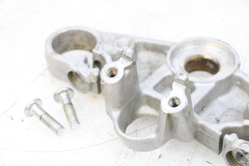 photo de UPPER FORK YOKE HONDA NSR R 125 (1994 - 2003) - Technical close-up