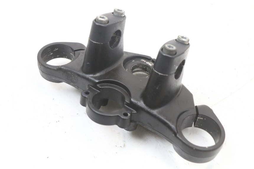 photo de UPPER TRIPLE CLAMP HONDA NTV DEAUVILLE 650 (1998 - 2001) - Technical close-up