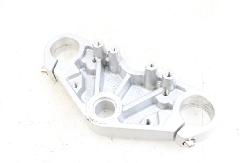 photo de UPPER FORK YOKE ASTOR ORCAL 125 (2015 - 2017) - Zoom on usage condition