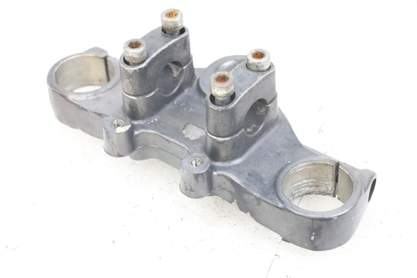 photo de UPPER TRIPLE CLAMP DERBI SENDA SM X-TREME 50 (2006 - 2010) - Technical close-up