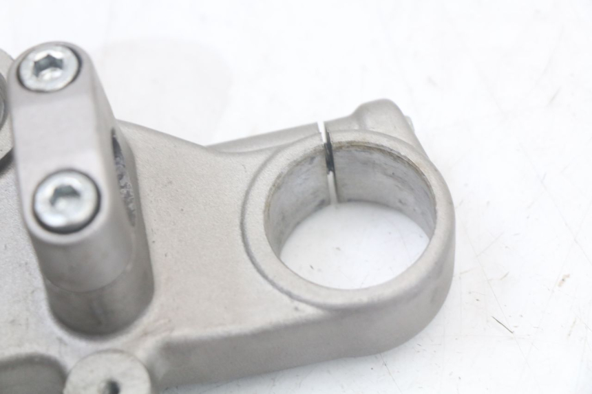 photo de UPPER FORK YOKE SHERCO SM-R 50 (2013 - 2017) - Surface and material condition