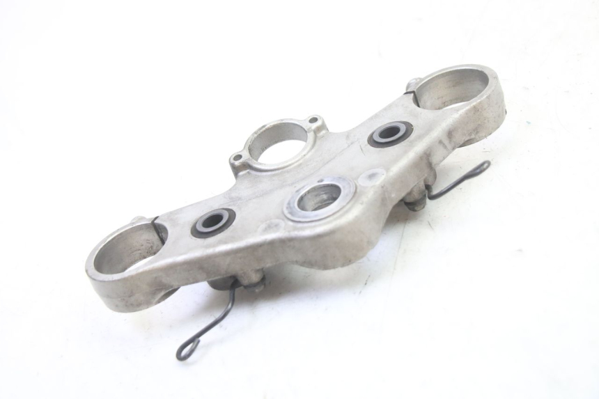 photo de UPPER FORK YOKE HONDA ST PAN EUROPEAN 1300 (2002 - 2013) - Zoom on usage condition