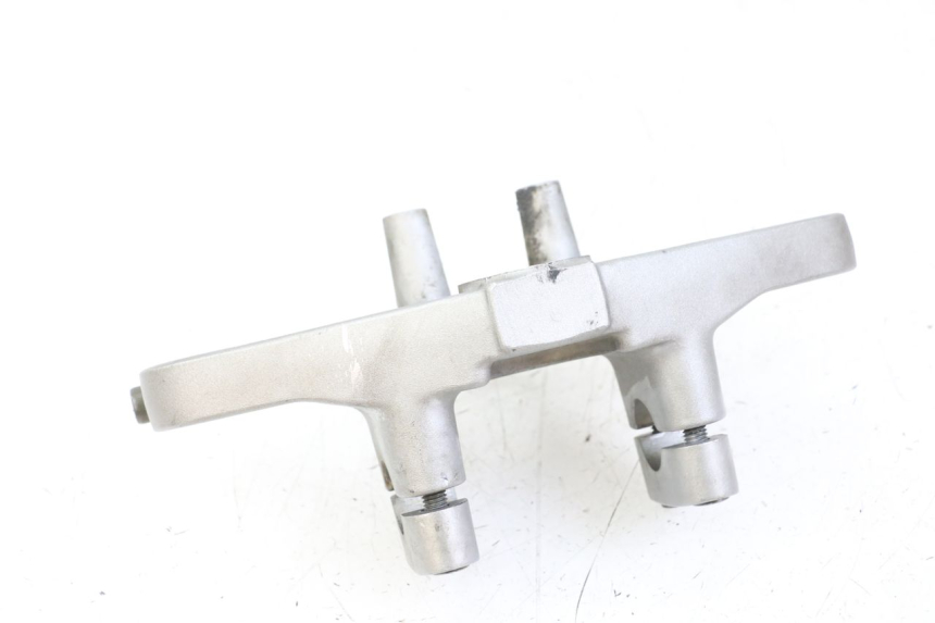 photo de UPPER FORK YOKE YAMAHA TDR DELTABOX 125 (1997 - 2003) - Alternative perspective