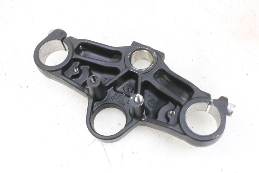 photo de UPPER FORK YOKE YAMAHA TZR 50 (2008 - 2016) - Zoom on usage condition