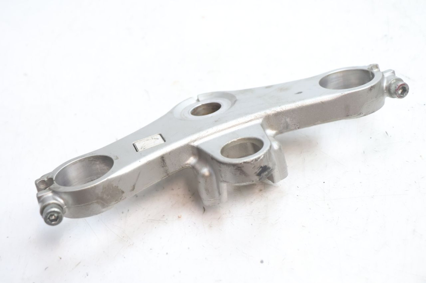 photo de UPPER FORK YOKE HONDA VFR FI RC46 800 (1998 - 2001) - Alternative perspective