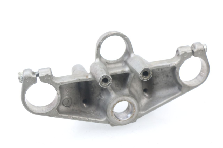 photo de UPPER FORK YOKE YAMAHA XJN XJ N DIVERSION 600 (1994 - 1997) - Technical close-up