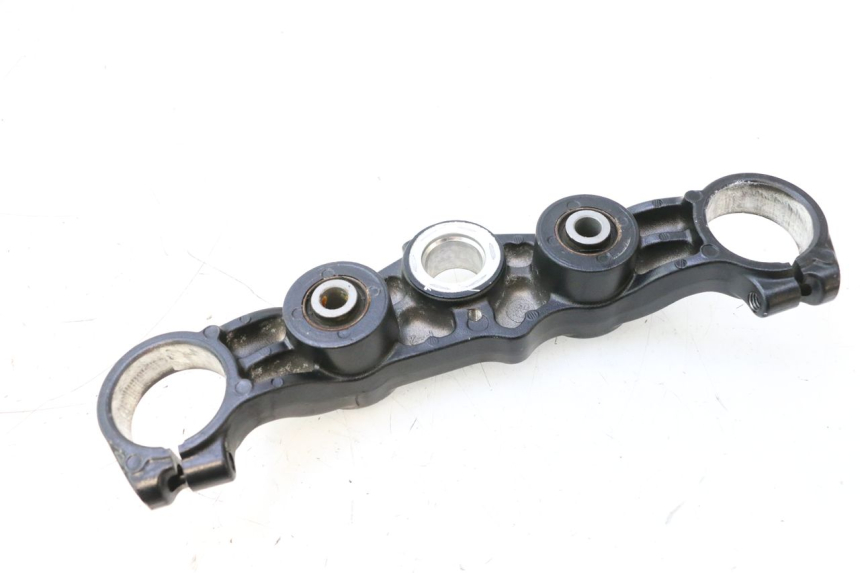 photo de UPPER FORK YOKE YAMAHA XP T-MAX ABS 500 (2005 - 2005) - Technical close-up