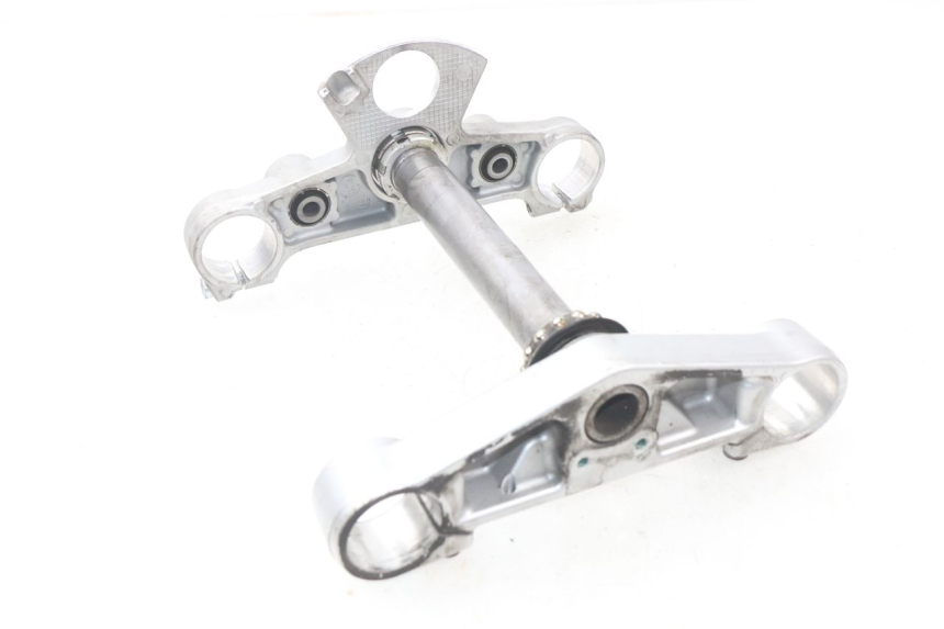 photo de UPPER FORK YOKE YAMAHA XP T-MAX TMAX 500 (2008 - 2012) - Technical close-up